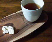 ���傱���ƃ`���R�H�ׂ�B