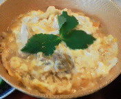 ����n�{�̐e�q���H�ׂ�B