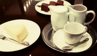 �P�[�L�Z�b�g���x����